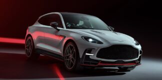 Aston Martin DBX S
