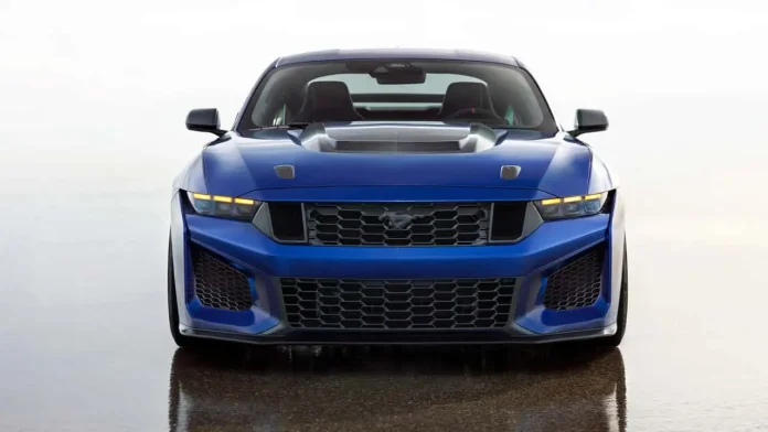 2026-ford-mustang-dark-horse-sc-track-pack-front 2026-ford-mustang-dark-horse-sc-track-pack-front