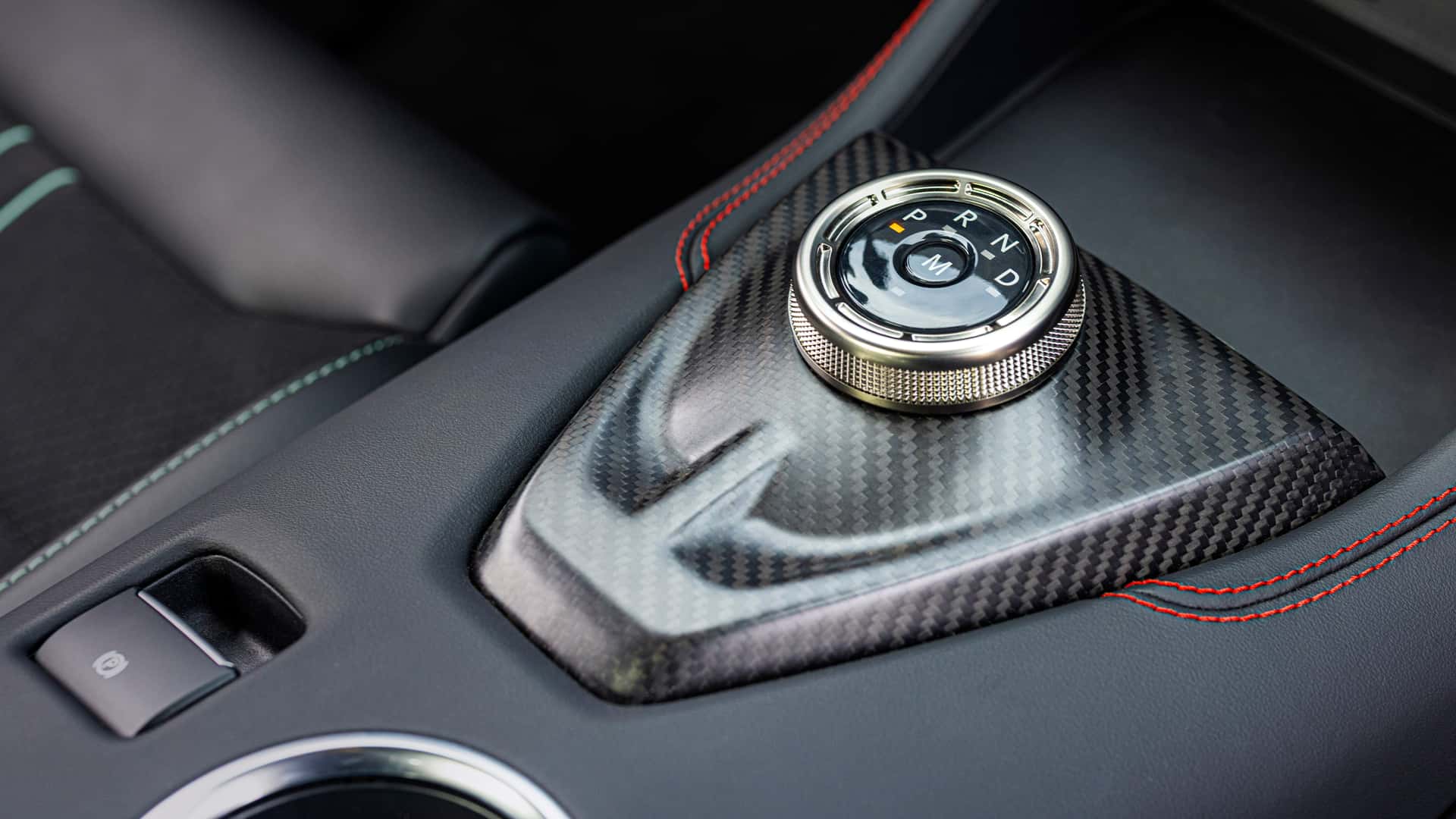 2026-ford-mustang-dark-horse-sc-track-pack-gear-selector