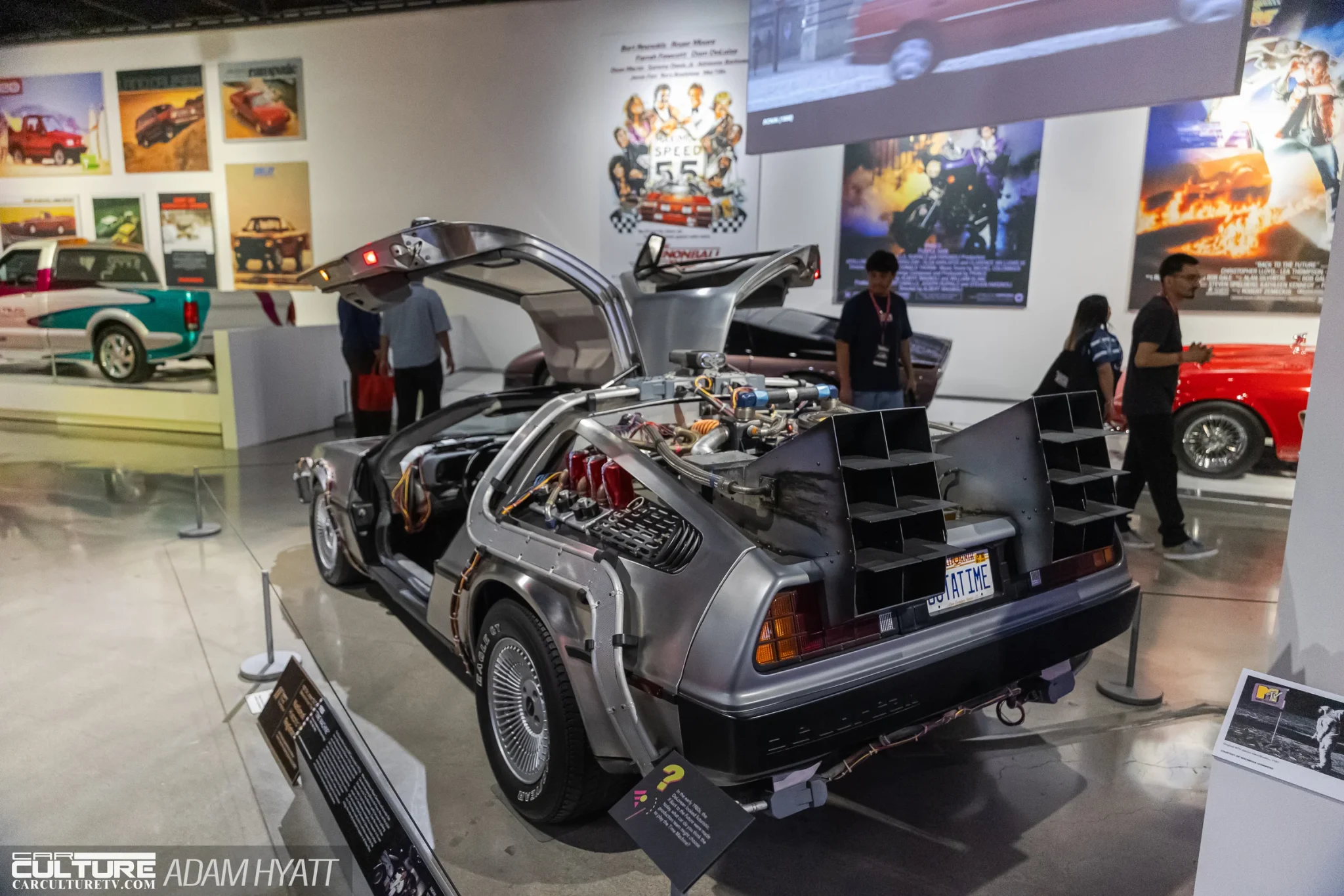 1985 DMC-12 DeLorean rear end