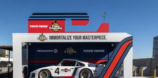 Bisimoto 935 K3 in the toy box