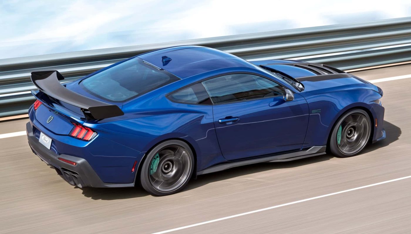 Ford 2026-ford-mustang-dark-horse-sc-track-pack-rear-3-4